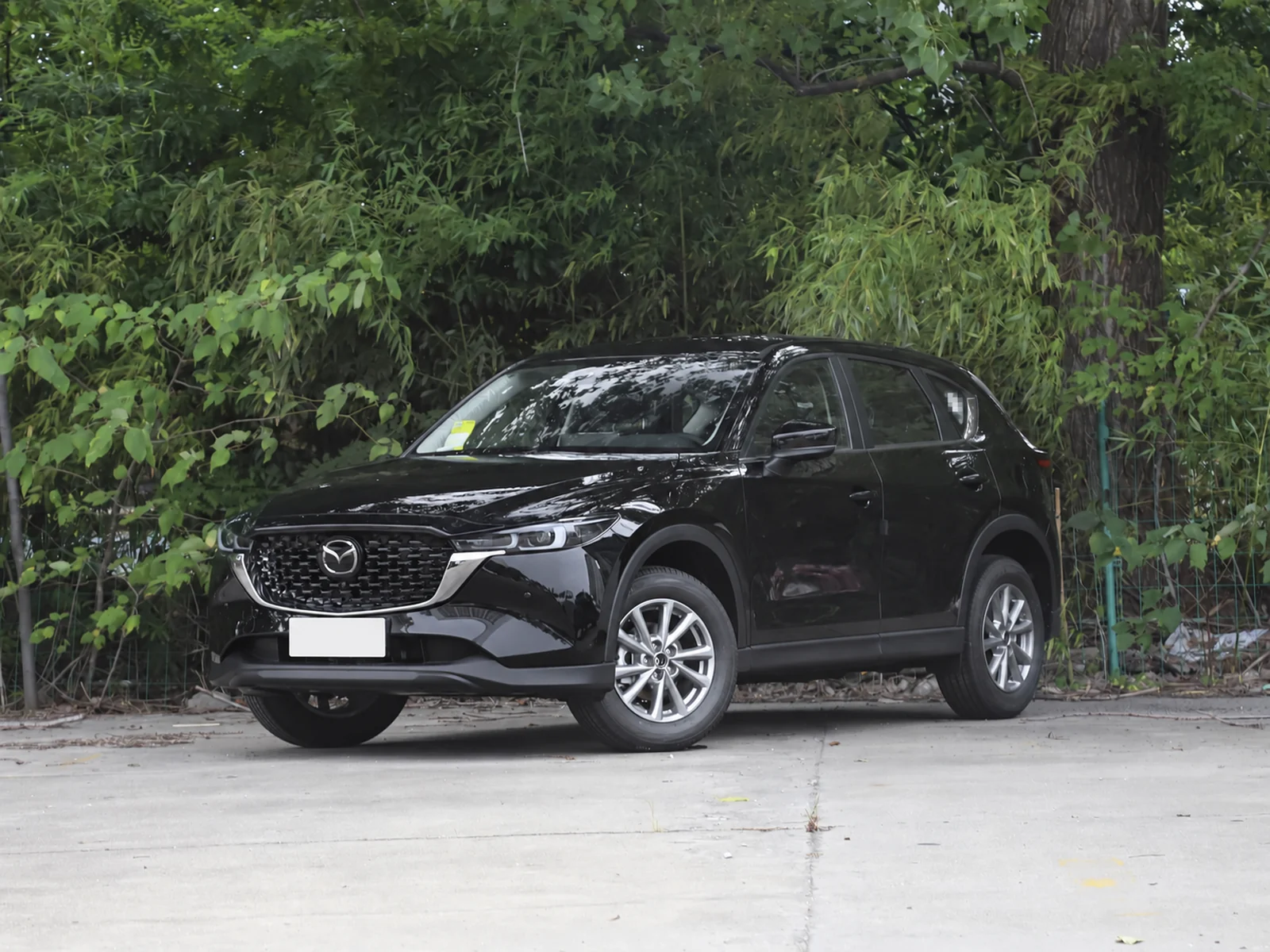 Mazda CX-5 Smart Pro 2025 - Экстерьер · передний ракурс