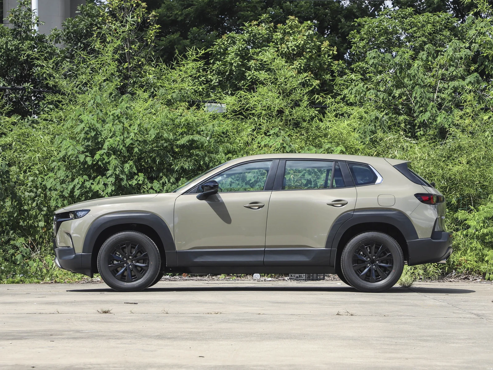 Mazda CX-50 Leading Edition 2026 - Экстерьер · профиль